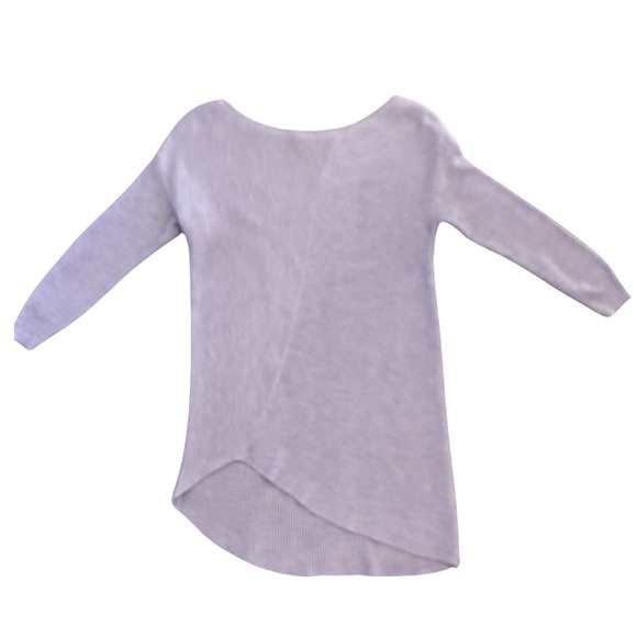 Casual// Angled sweater - Picture 1 of 2